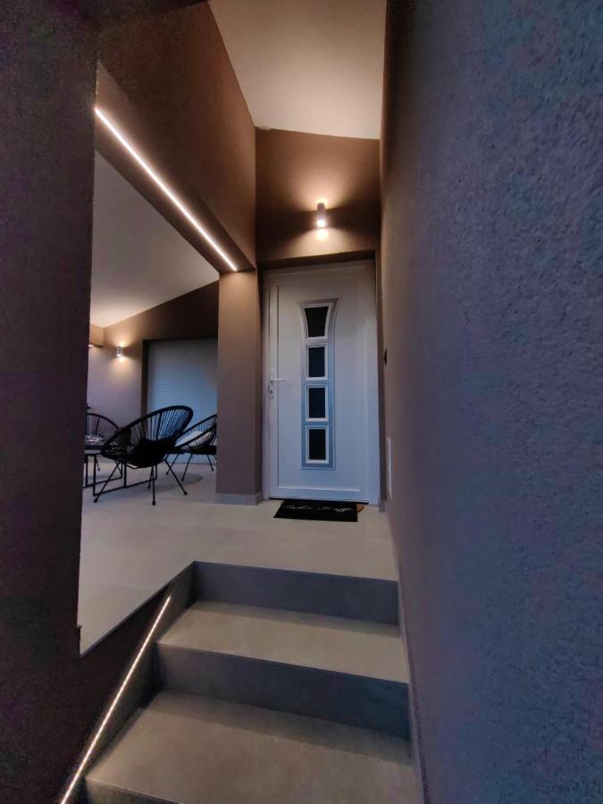 Apartment 4Reasons Ražanac Exterior foto
